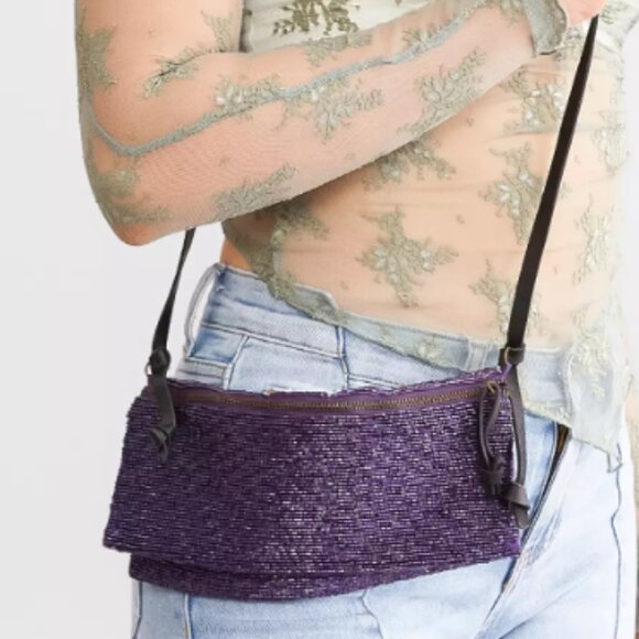 new FREE PEOPLE PLUS ONE EMBELLISHEDCROSS BODY BAG in orchid 253 - Picture 10 of 16
